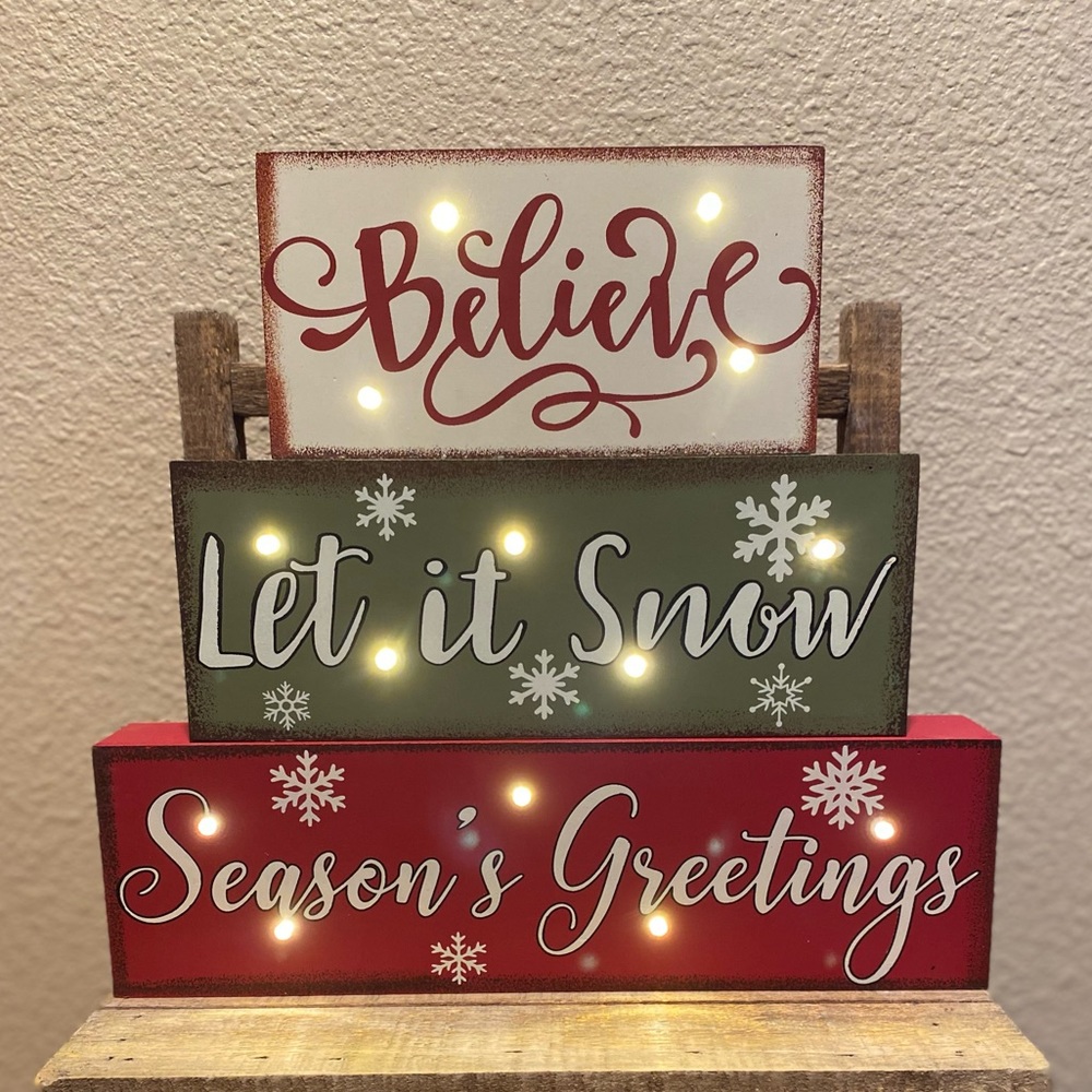 Christmas Decor, Christmas Wooden LED Block Sign, Believe, Let It Snow Glitzhome